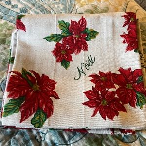 NW Four Willams Sonoma Kitchen Towels